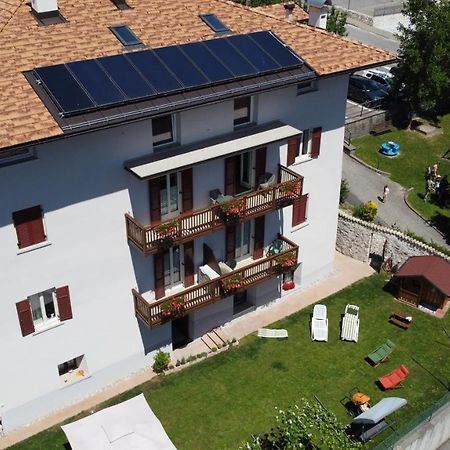 Agriturismo La Canonica Brez ภายนอก รูปภาพ