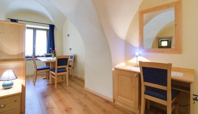 Agriturismo La Canonica Brez ภายนอก รูปภาพ