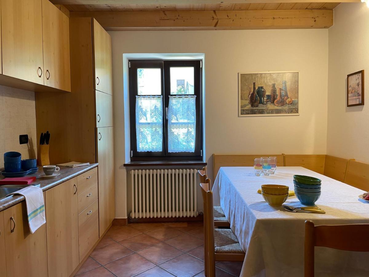 Agriturismo La Canonica Brez ภายนอก รูปภาพ