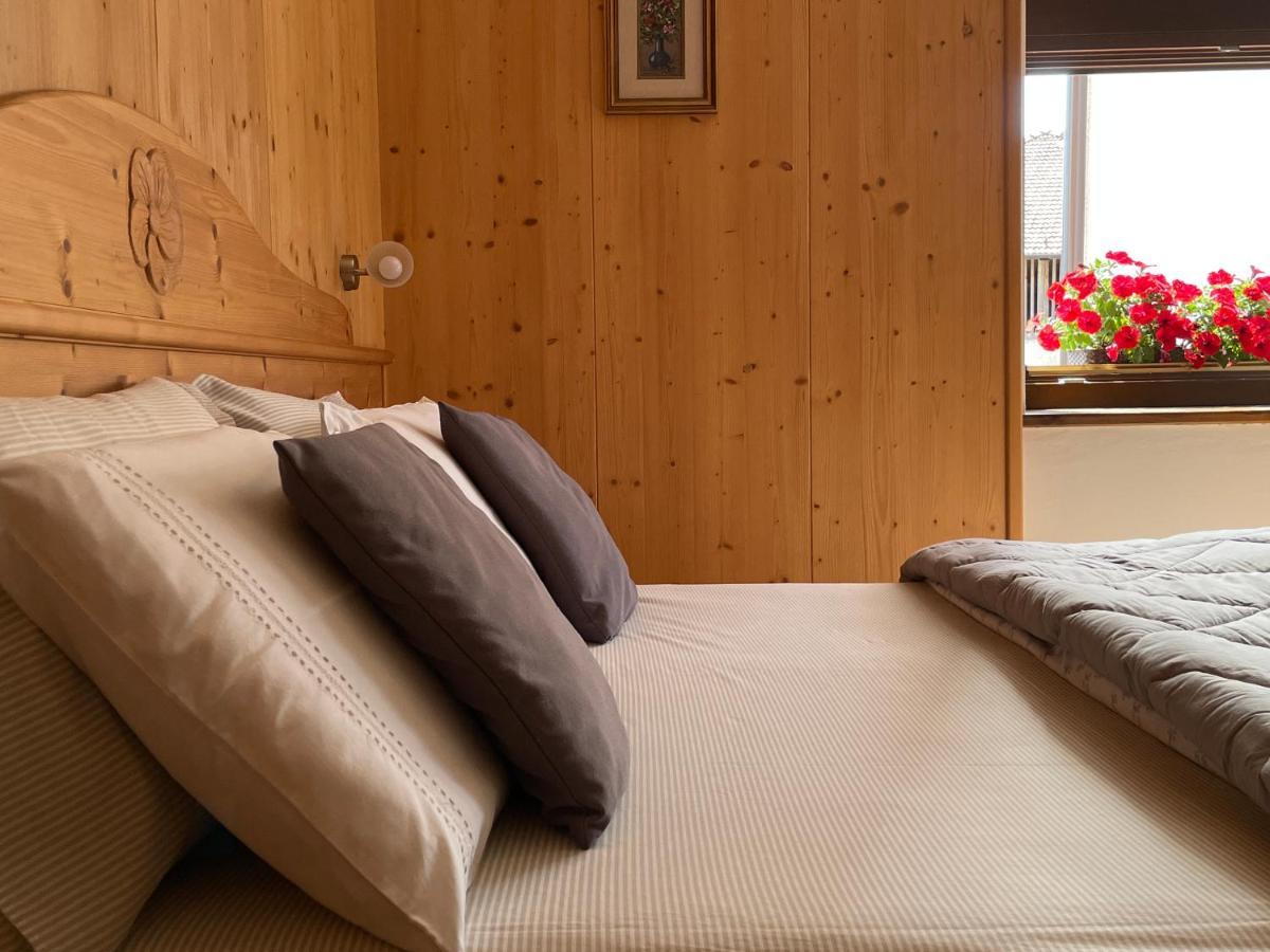 Agriturismo La Canonica Brez ภายนอก รูปภาพ